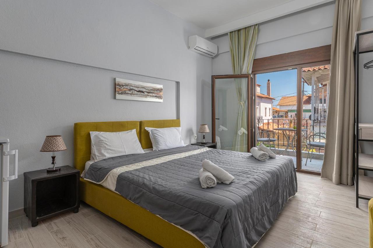 Adonis Hotel Пефкохорі Екстер'єр фото
