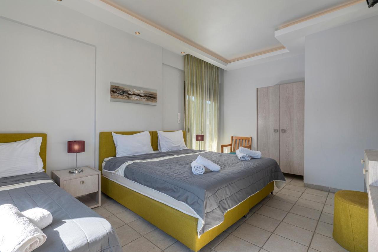 Adonis Hotel Пефкохорі Екстер'єр фото