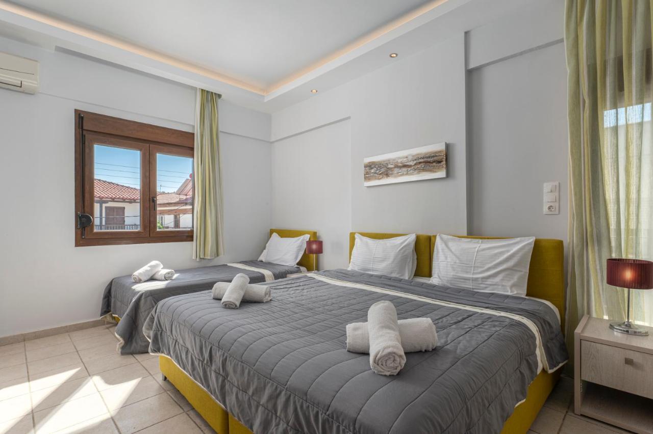 Adonis Hotel Пефкохорі Екстер'єр фото